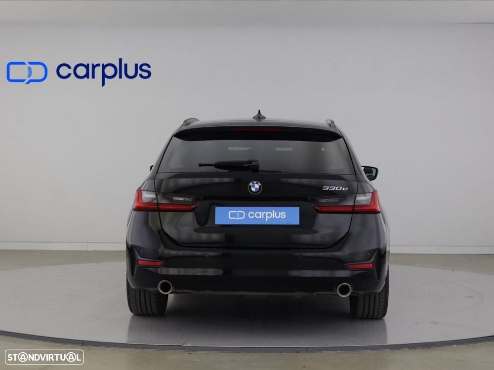 BMW 330 e Auto - 6