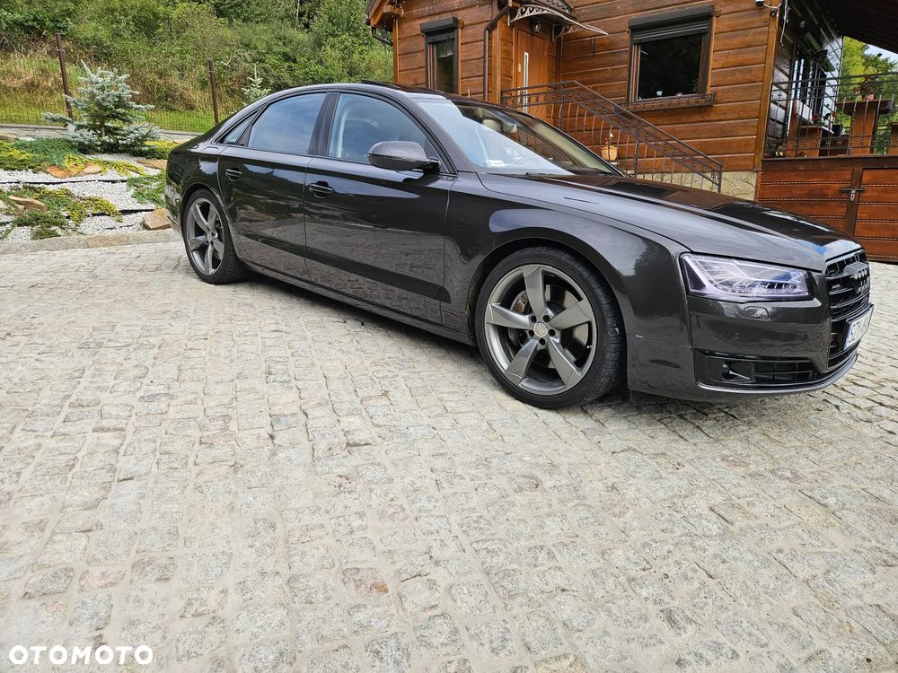 Audi A8 4.2 TDI DPF (clean diesel) quattro tiptronic - 3