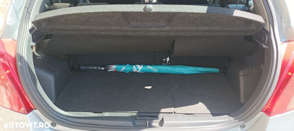 Toyota Yaris 1.4 D-4D Aut Sol - 16