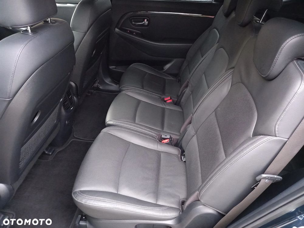 Kia Carens 1.7 CRDi XL 7os - 15