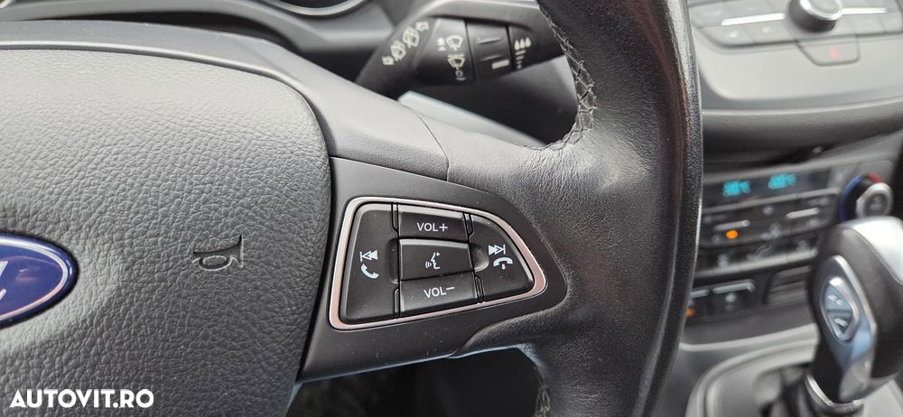 Ford Kuga 1.5 EcoBoost 4WD Aut. Trend - 27