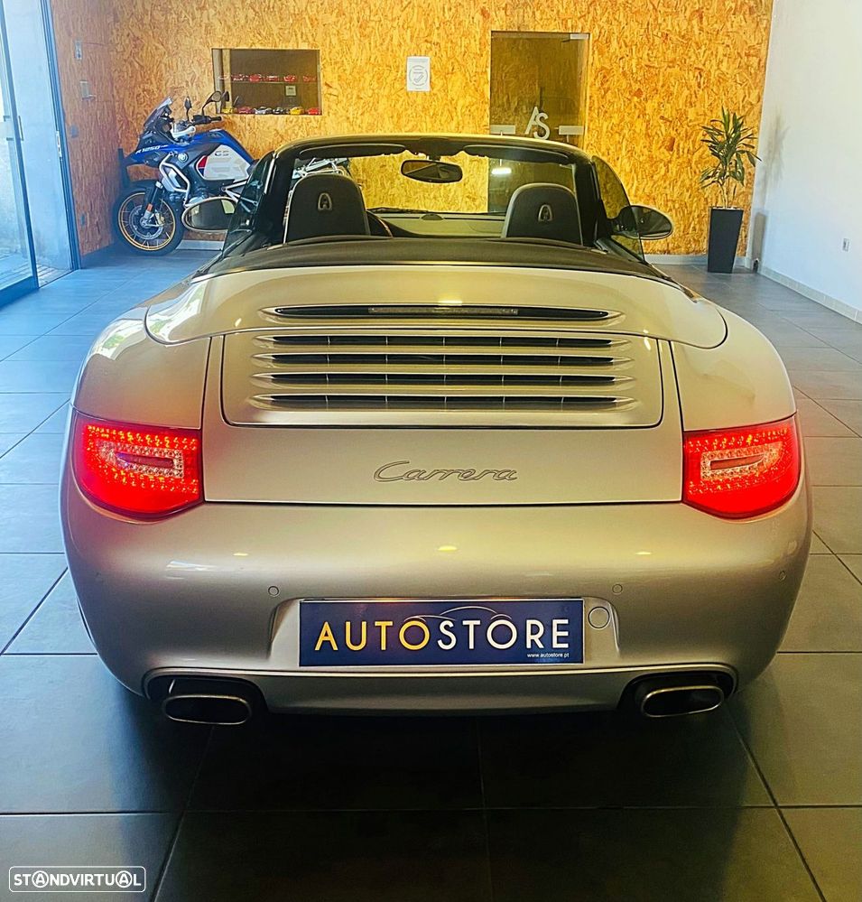 Porsche 911 Série F - 4