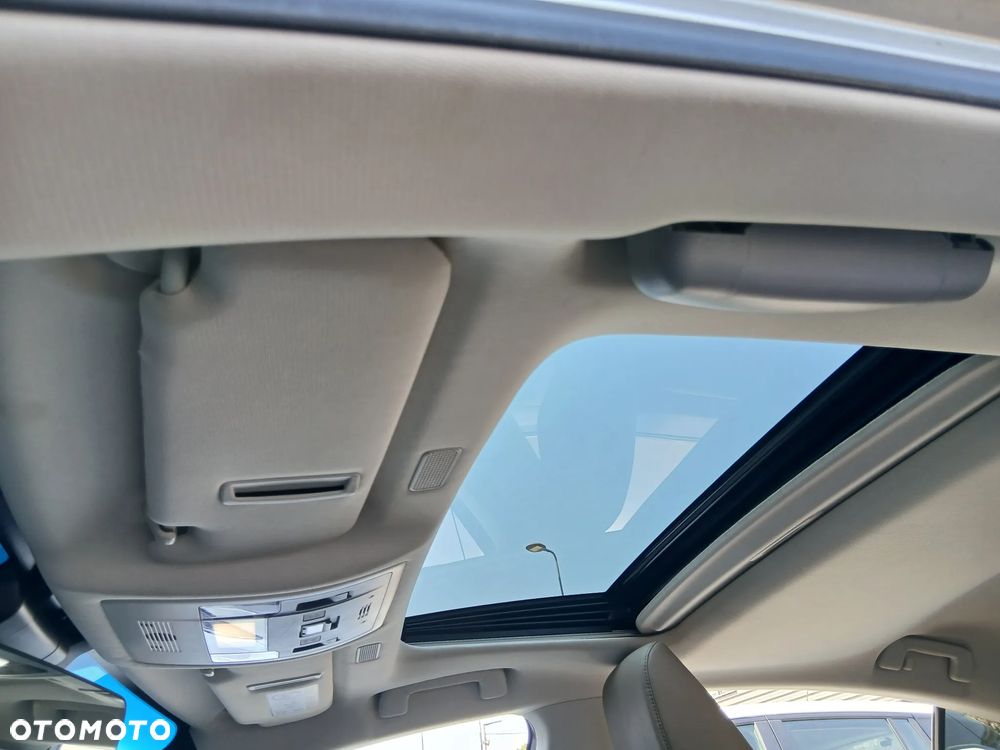 Lexus ES 300h Business Edition - 18