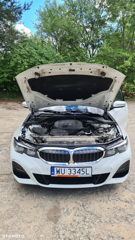 BMW Seria 3 320d M Sport - 23