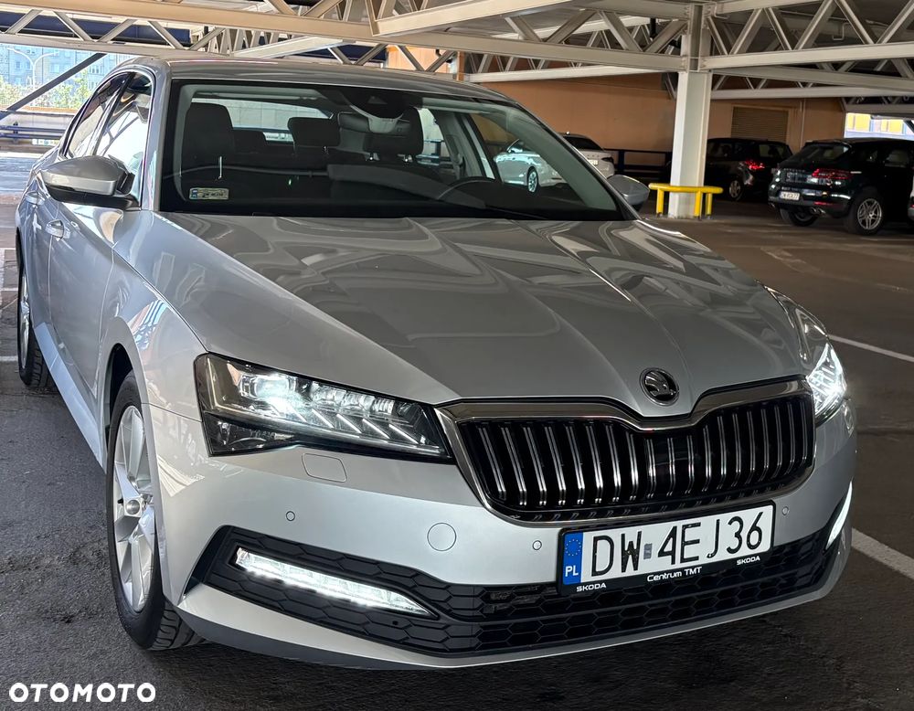 Skoda Superb 2.0 TDI Ambition DSG - 4