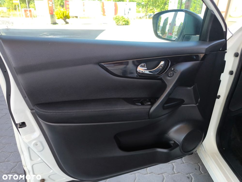 Nissan Qashqai 1.5 dCi Visia - 21