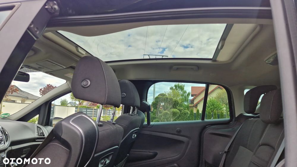 Ford B-MAX 1.5 TDCi Titanium - 22