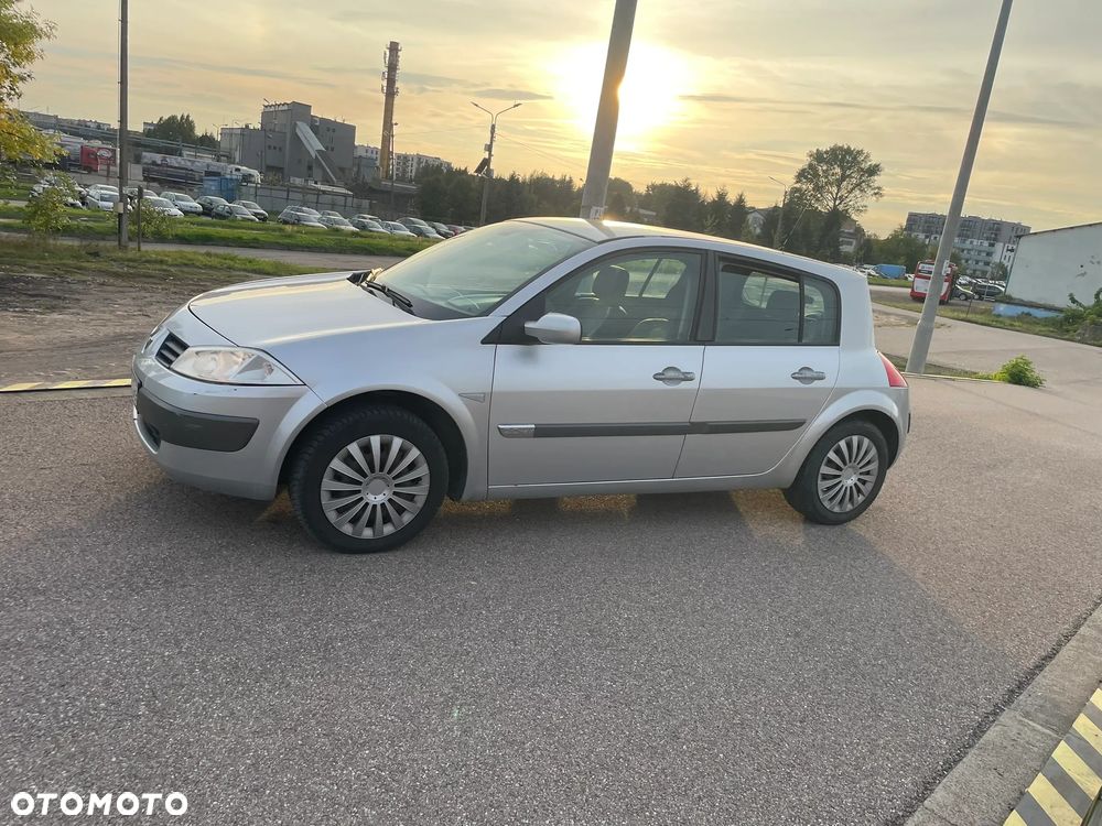 Renault Megane 2.0 16V Dynamique - 1