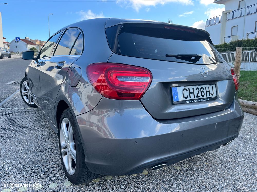 Mercedes-Benz A 180 - 4