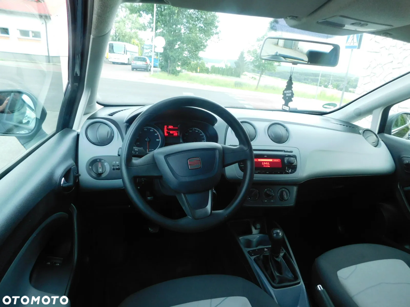 Seat Ibiza 1.4 16V Reference Viva - 14