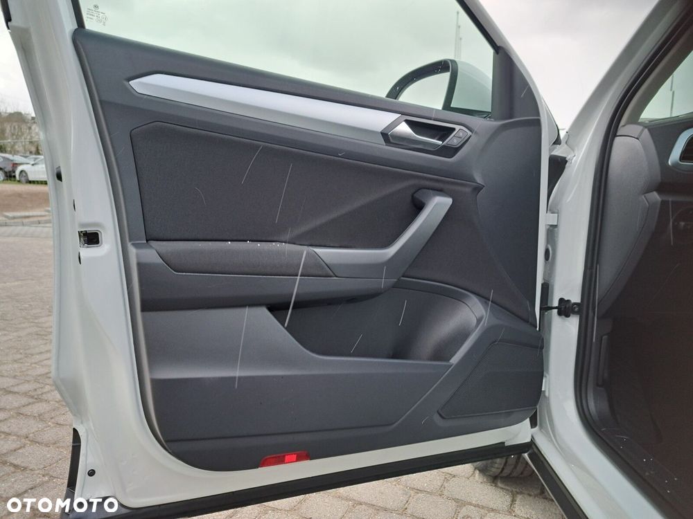 Volkswagen T-Roc 1.5 TSI Life Plus DSG - 11