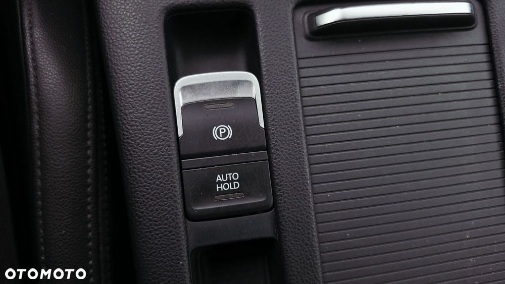 Volkswagen Passat - 23