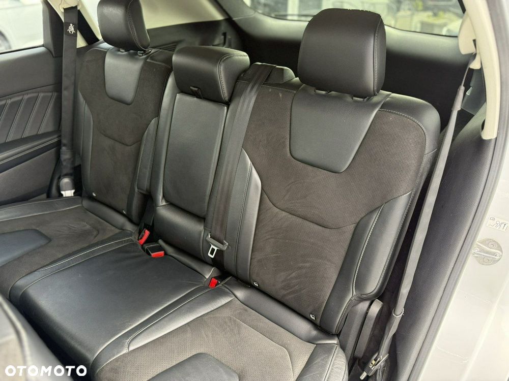 Ford Edge 2.0 TDCi Bi-Turbo 4x4 ST-LINE - 14