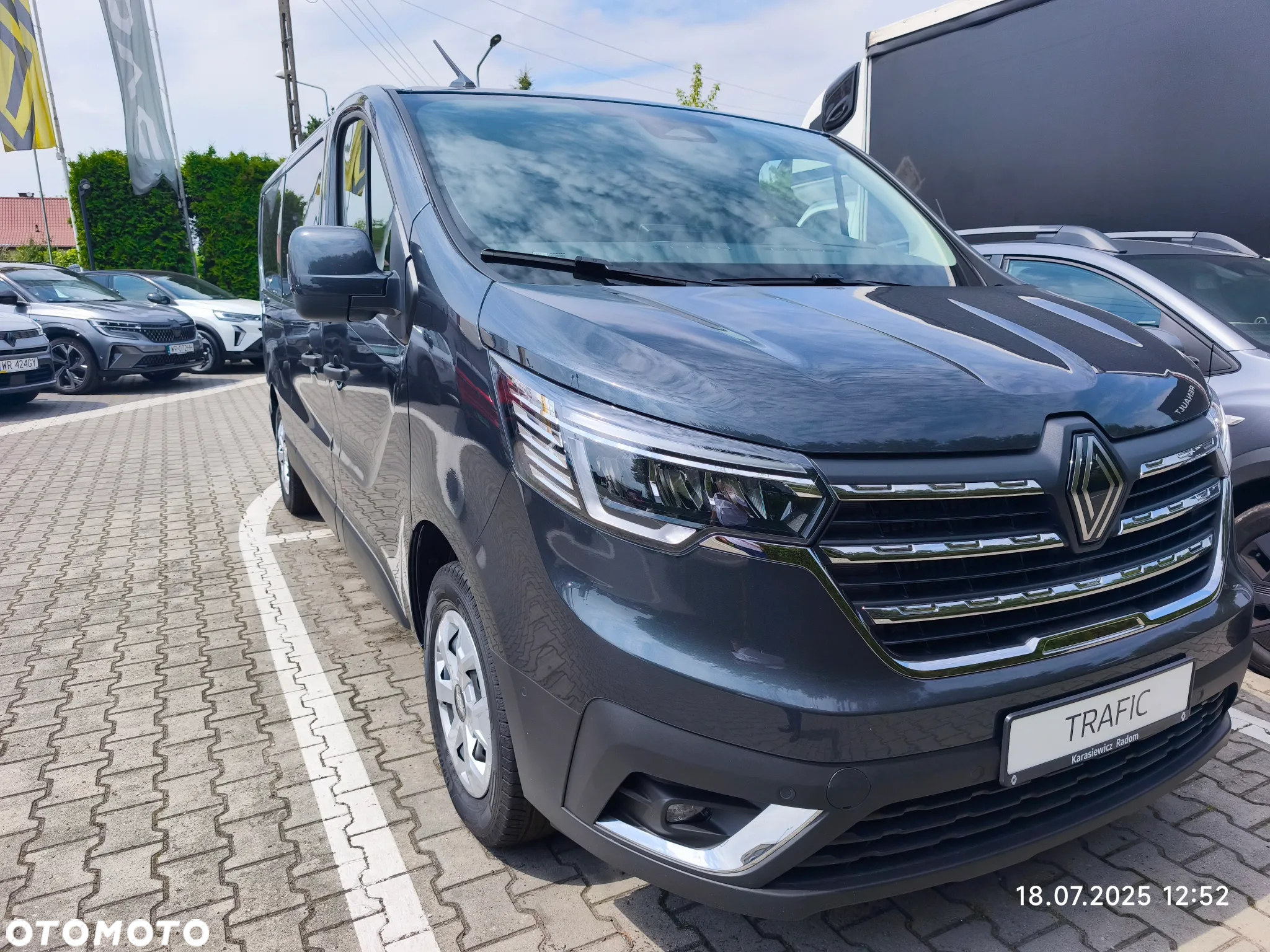 Renault Trafic 2.0 dCi L2H1 HD Extra (bryg.) - 4