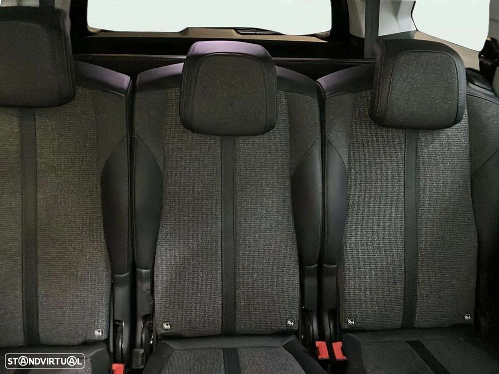 Peugeot 5008 1.5 BlueHDi Allure EAT8 - 18