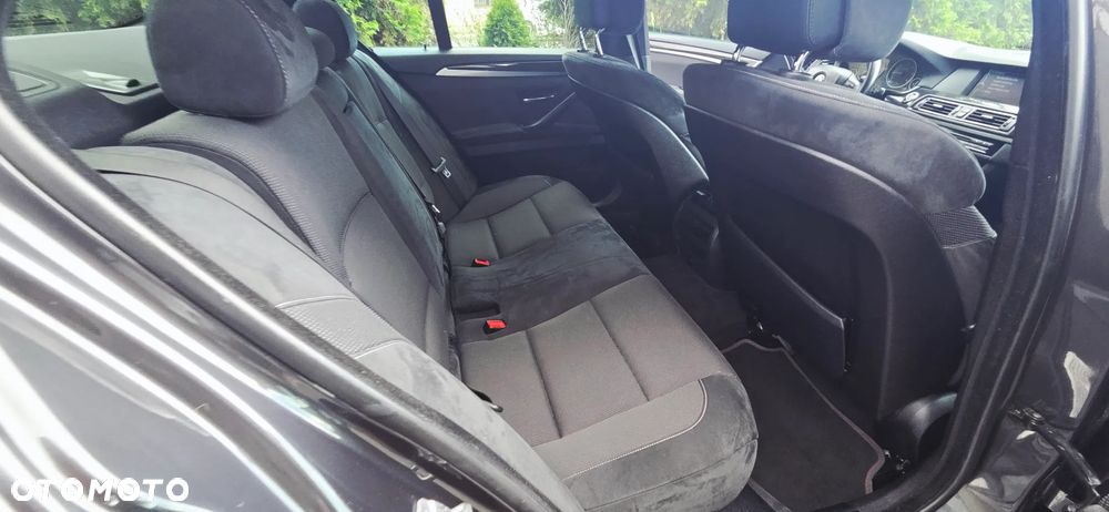 BMW Seria 5 - 32