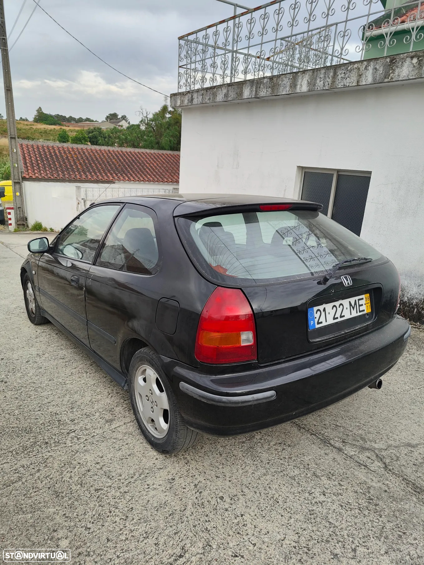 Honda Civic 1.5i LS - 4
