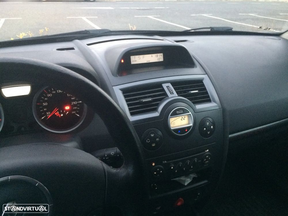 Renault Mégane Break 1.5 dCi Dynamique - 13