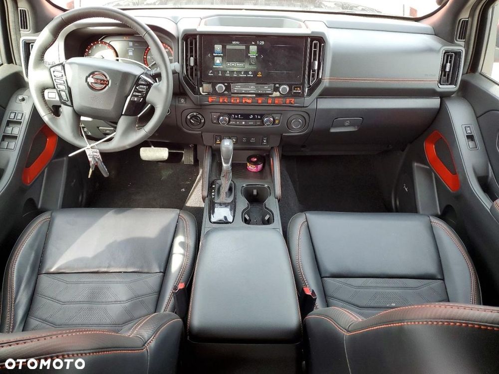 Nissan Frontier - 7