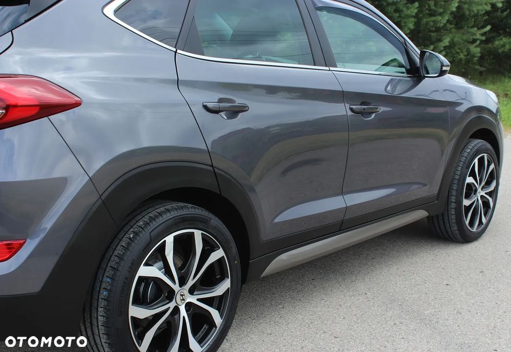 Hyundai Tucson blue 1.7 CRDi 2WD Style - 17