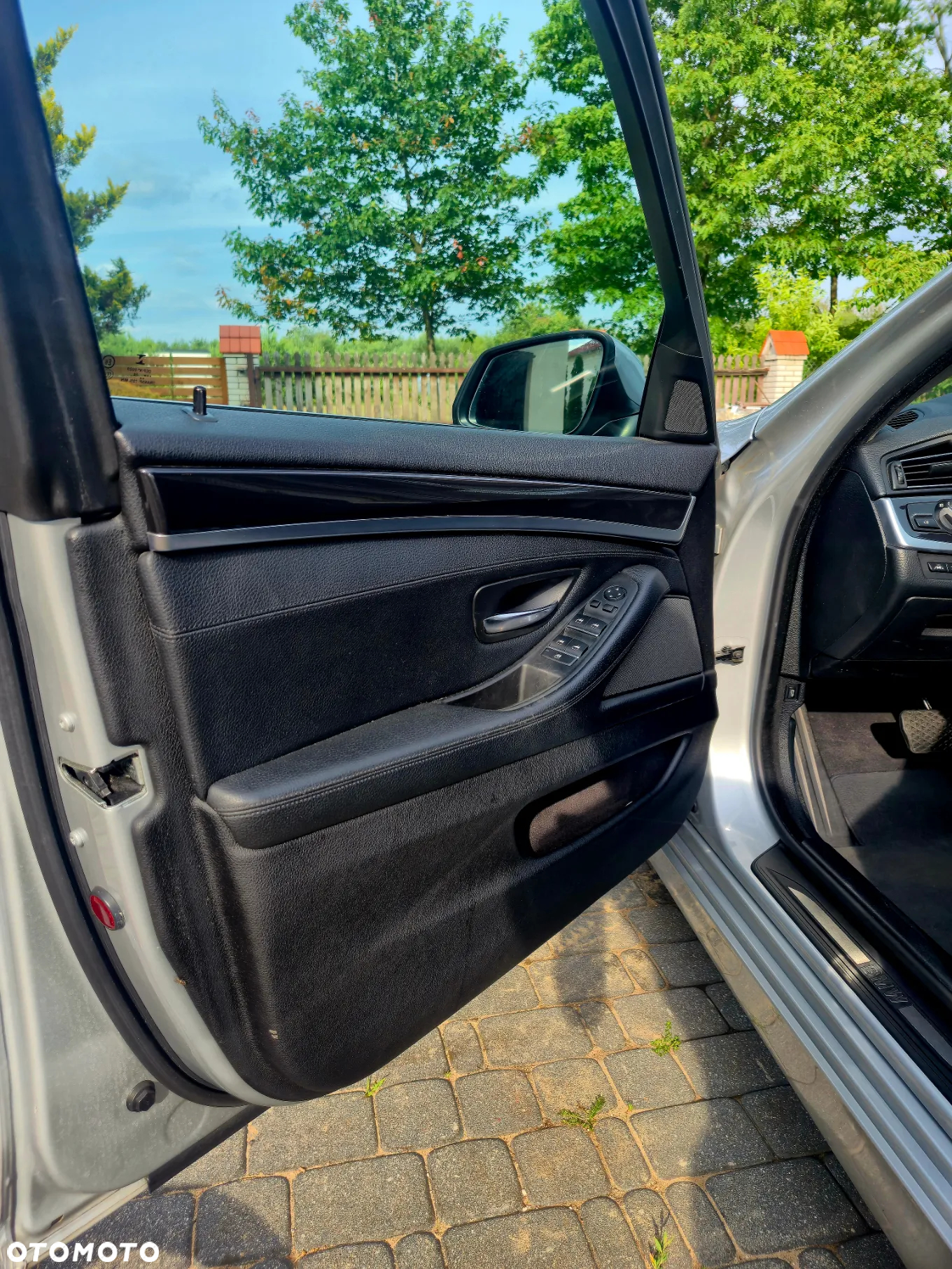 BMW Seria 5 520d xDrive - 15