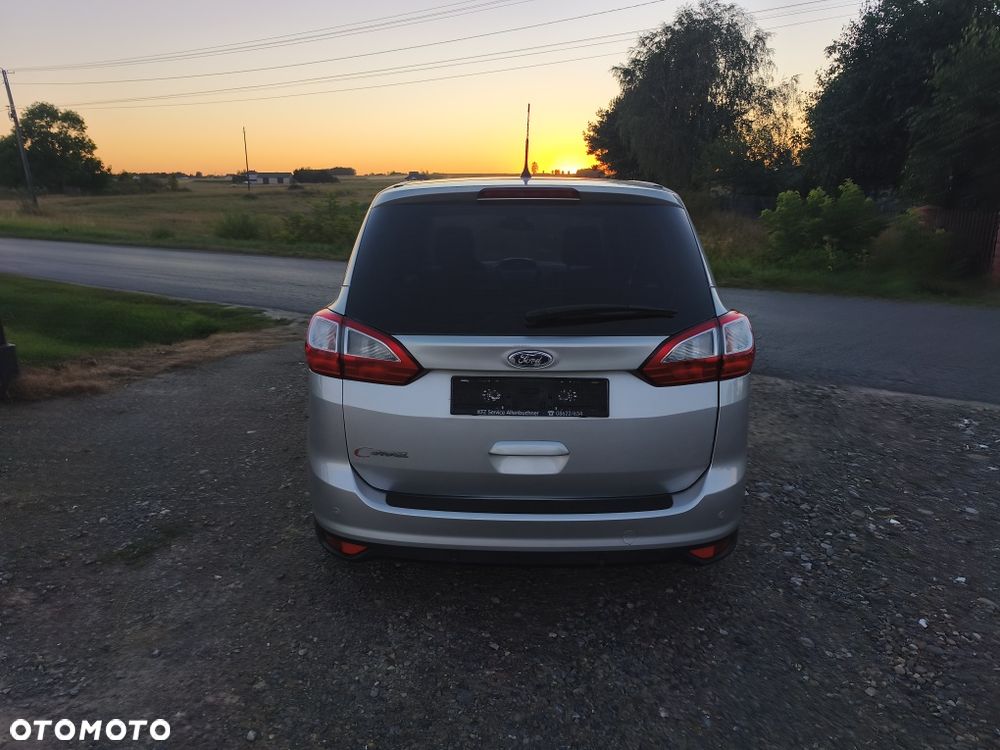 Ford Grand C-MAX - 7