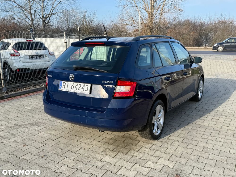 Skoda Fabia 1.0 MPI Clever - 17