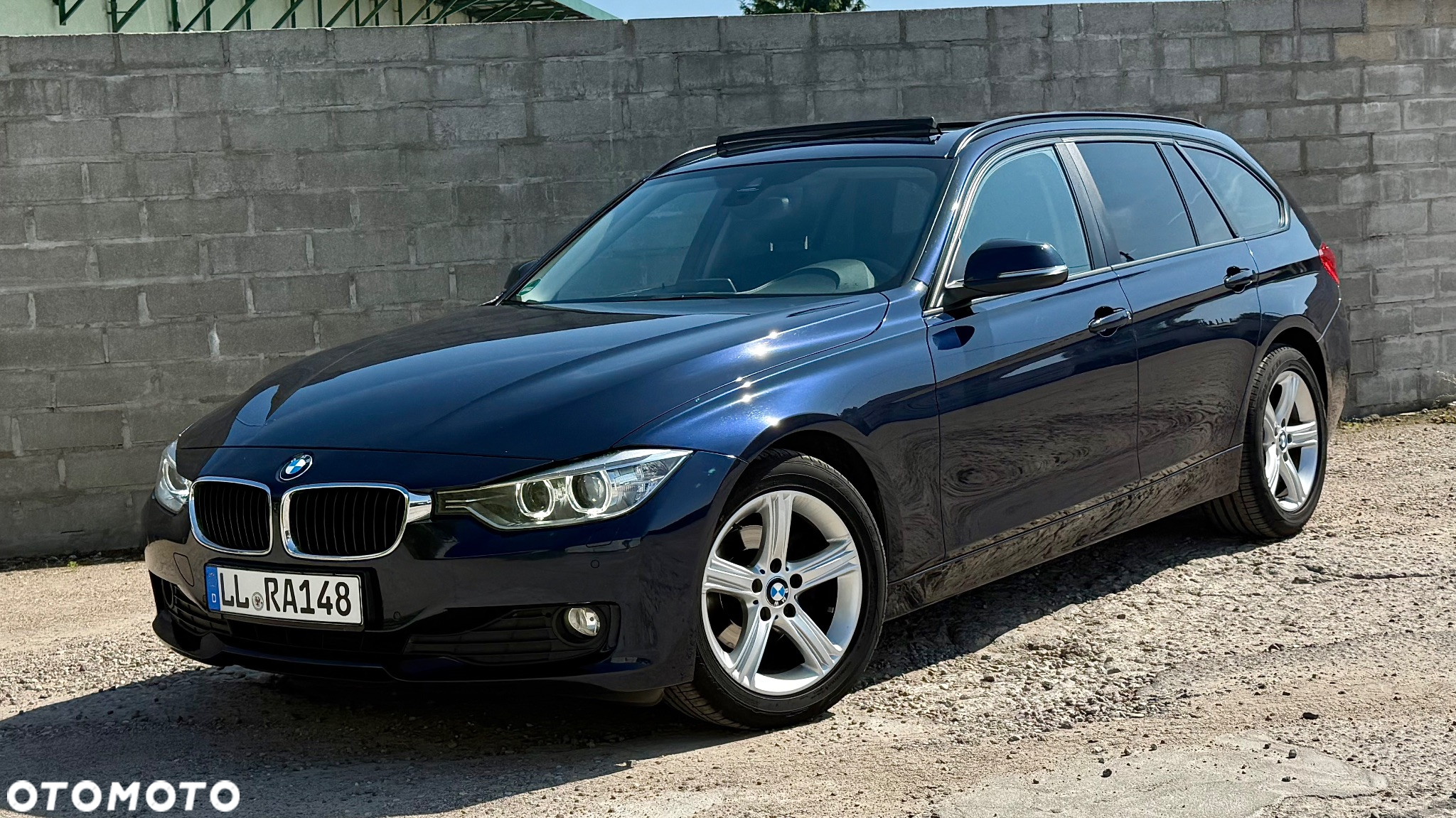 BMW Seria 3 318d DPF Touring Edition Exclusive - 4