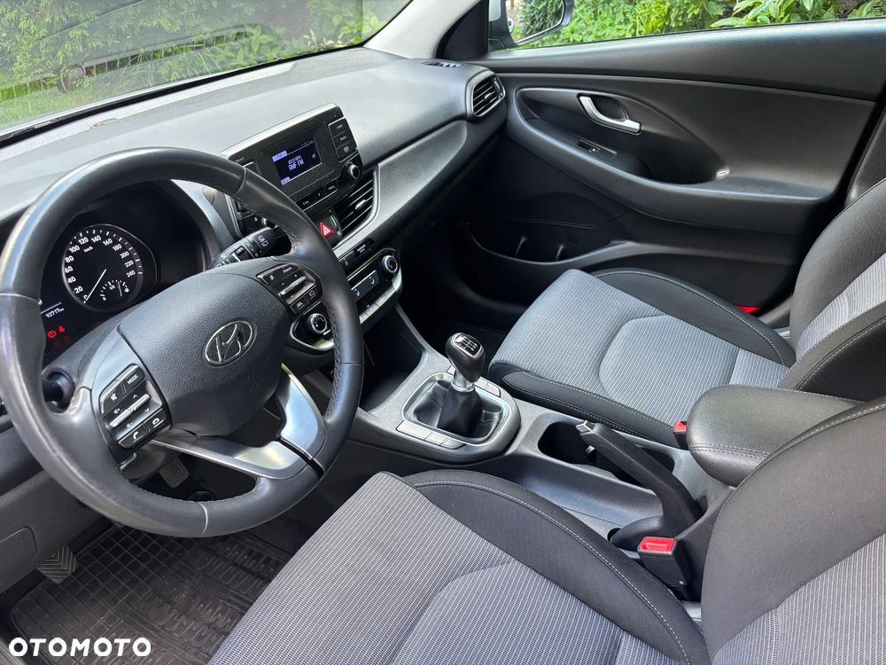 Hyundai i30 1.5 DPI Modern - 15