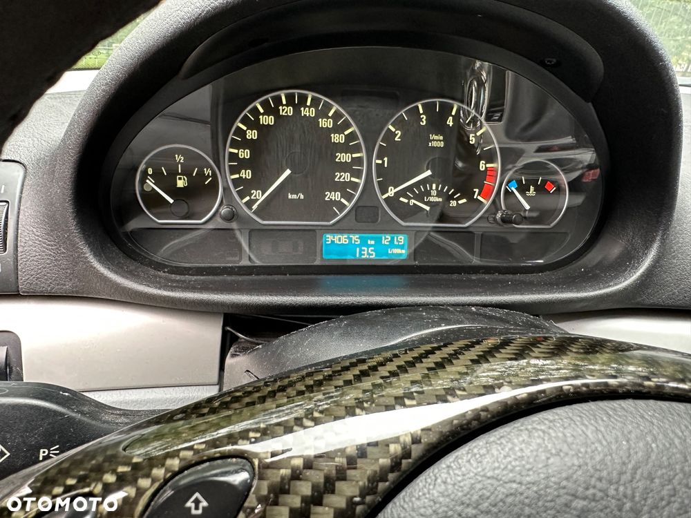 BMW Seria 3 330i - 8