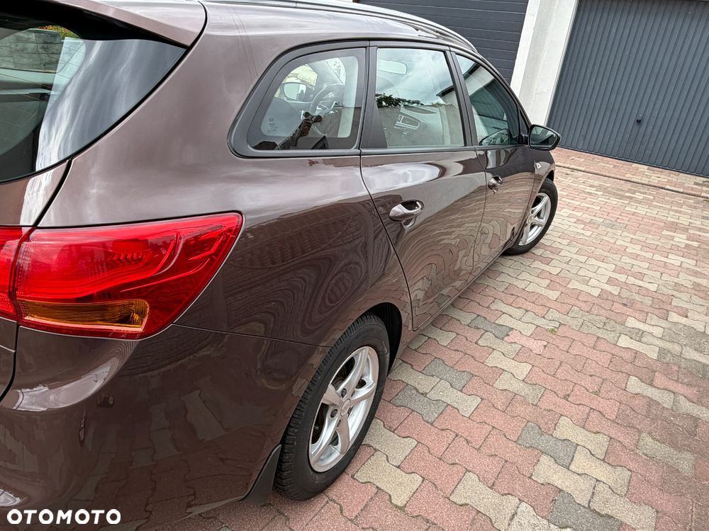Kia Ceed 1.6 GDI XL - 1
