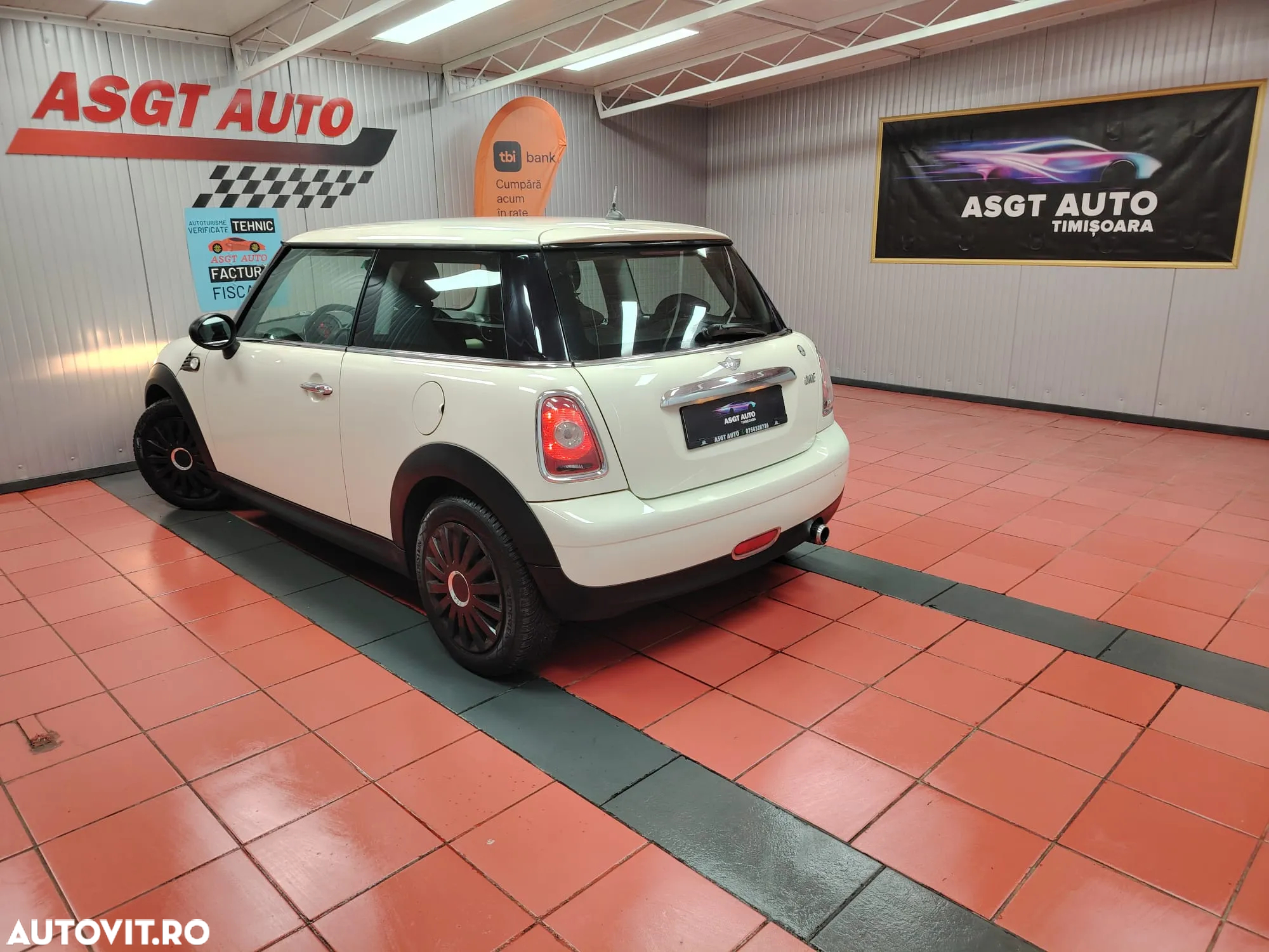 Mini Cooper One - 5