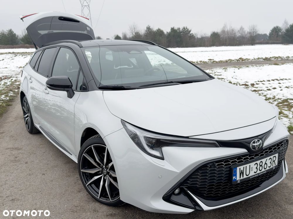 Toyota Corolla 2.0 Hybrid GR Sport Dynamic - 2