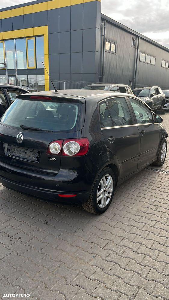 Dezmembram Volkswagen Golf Plus 2.0 TDI BMP din 2008 - 3