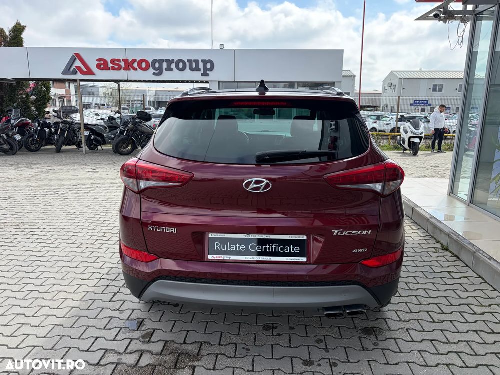 Hyundai Tucson 1.6 T-GDi 4WD 7DCT Luxury - 4