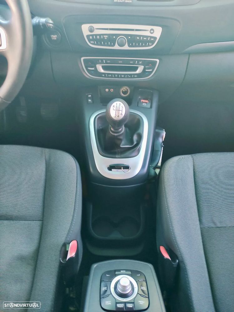 Renault Grand Scénic 1.6 dCi Expression SS - 14
