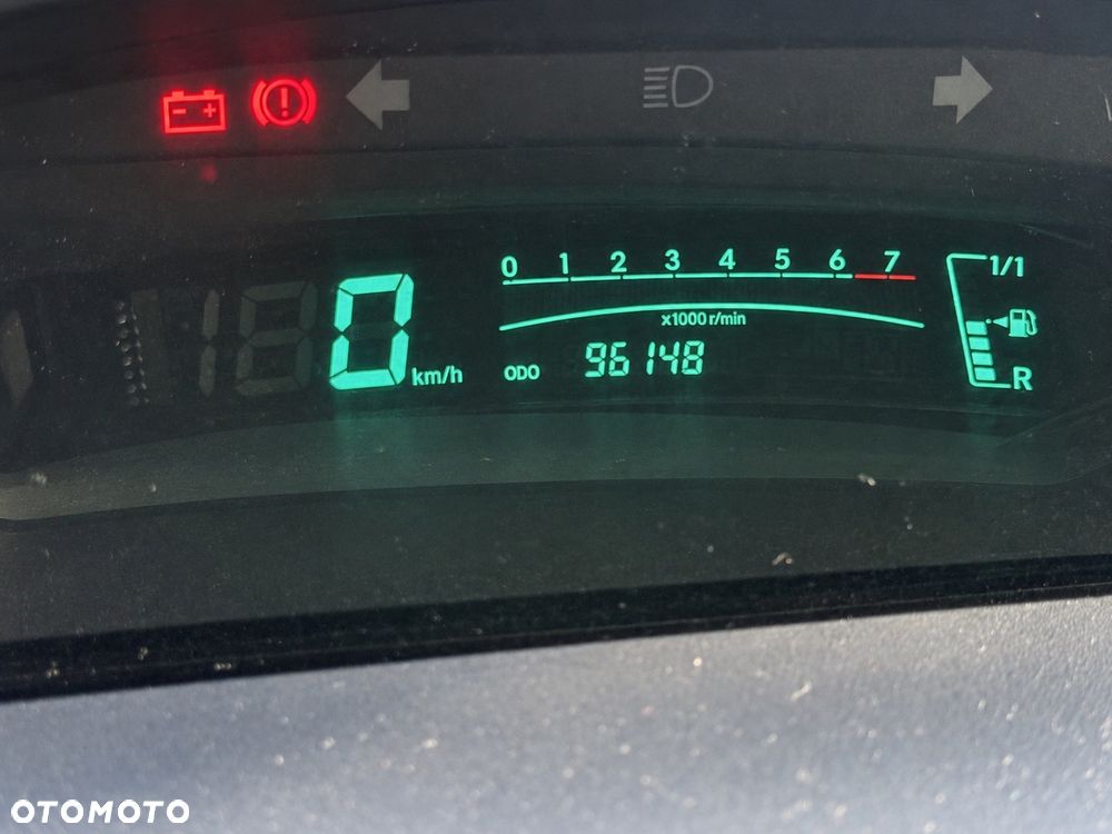 Toyota Yaris 1.3 Luna A/C - 13