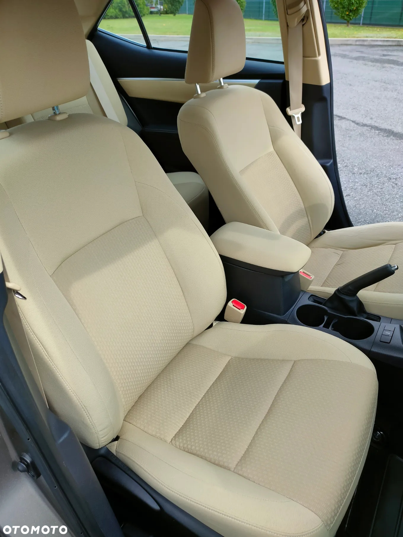 Toyota Corolla 1.6 Comfort - 9