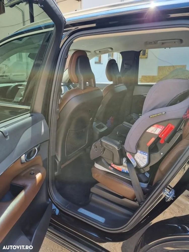 Volvo XC 90 D5 AWD Geartronic Inscription - 9