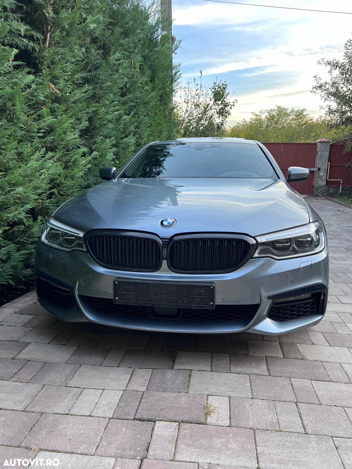 BMW Seria 5 540i xDrive Aut. - 2