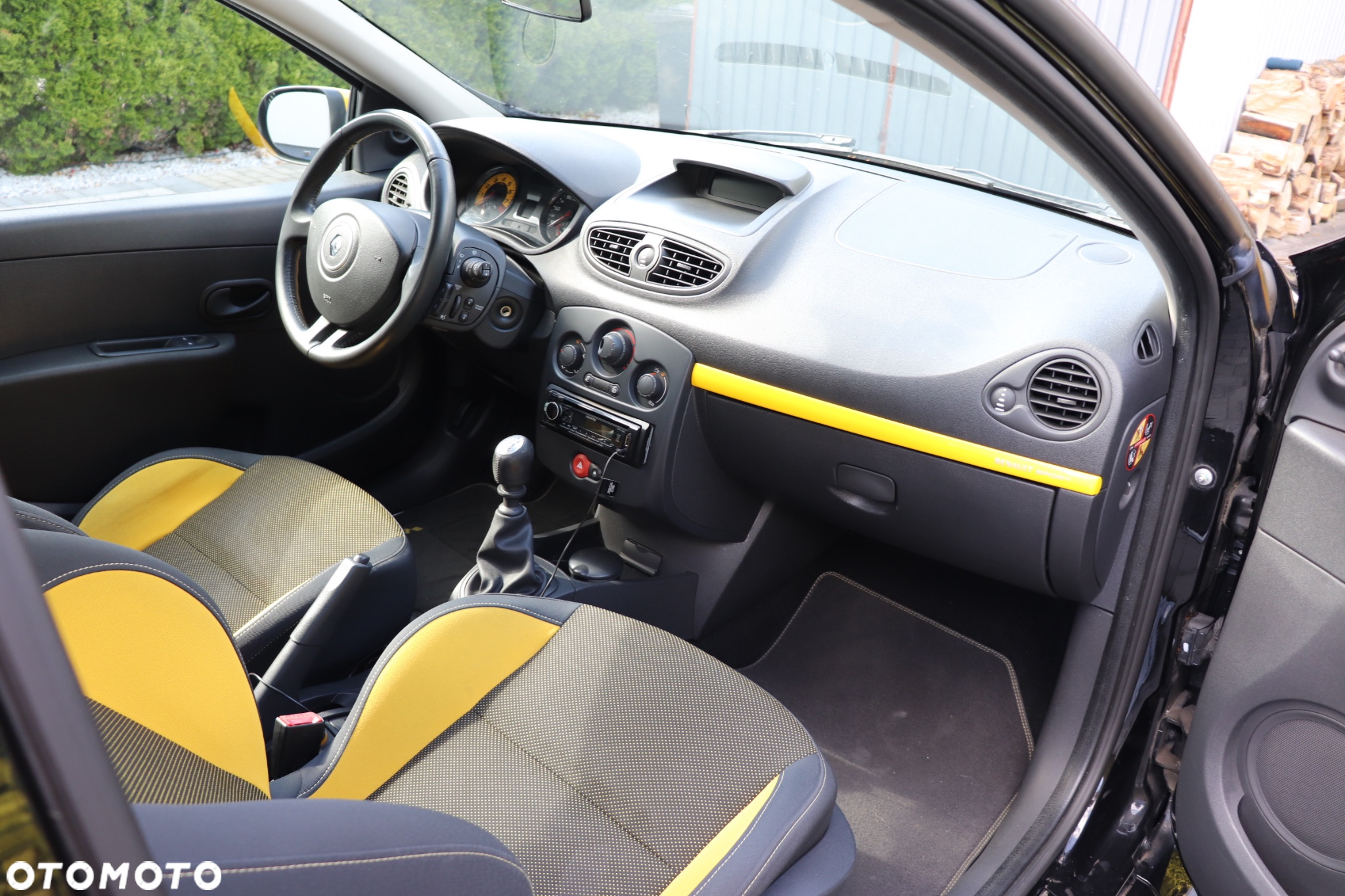 Renault Clio 2.0 16V Sport - 9