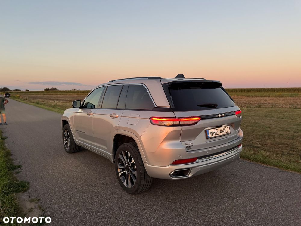 Jeep Grand Cherokee - 4