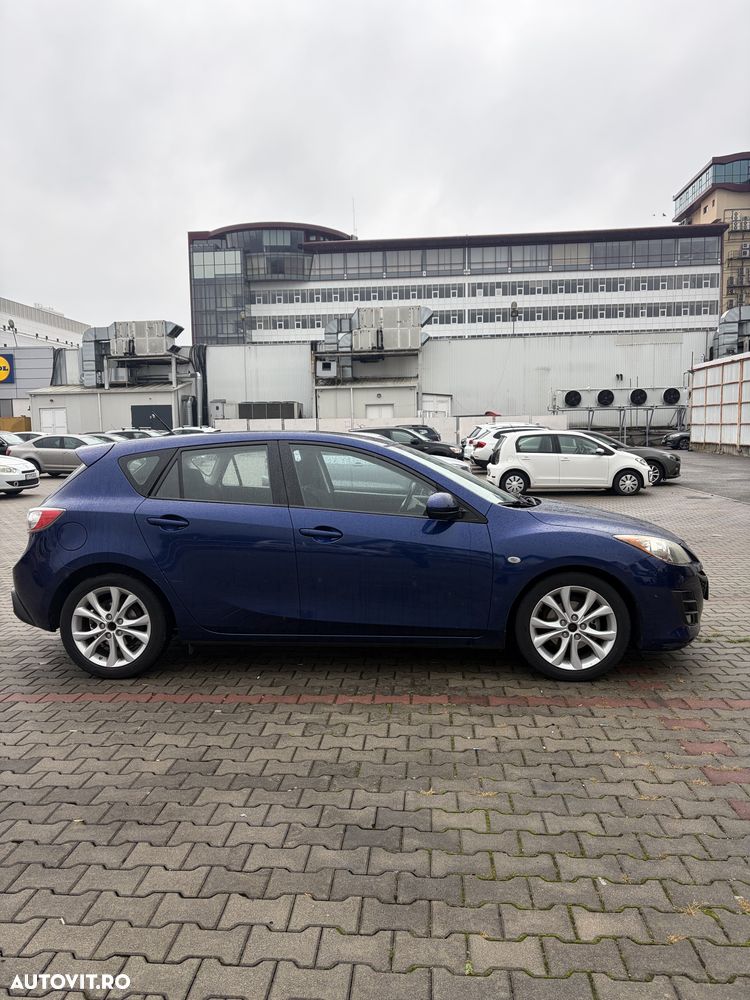Mazda 3 - 3