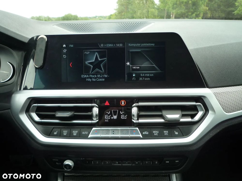 BMW Seria 3 330i xDrive M Sport sport - 27