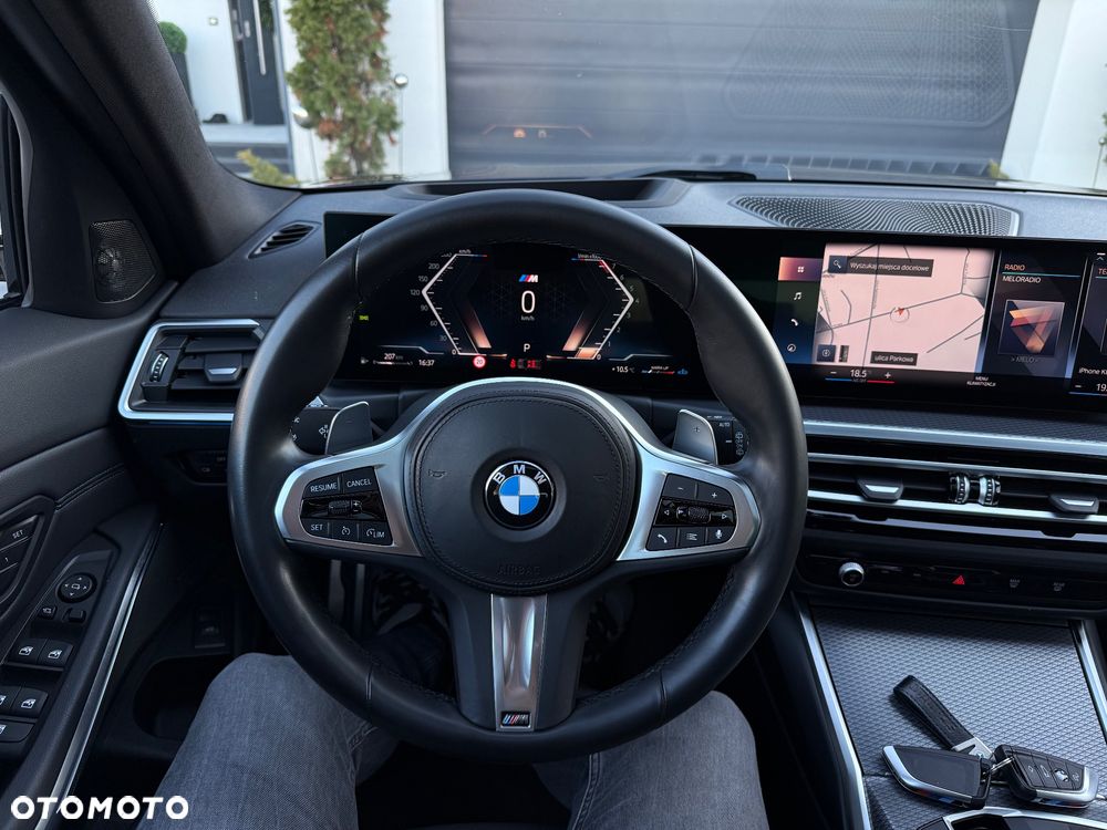 BMW Seria 3 M340i xDrive - 23