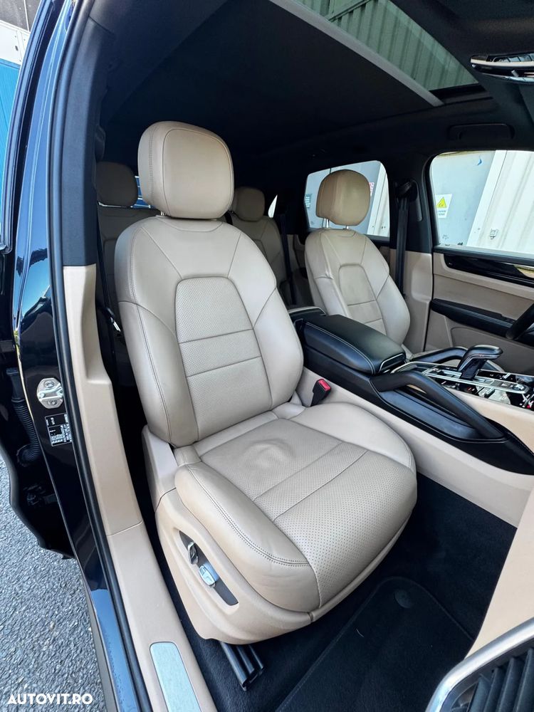 Porsche Cayenne E-Hybrid Tiptronic S - 22