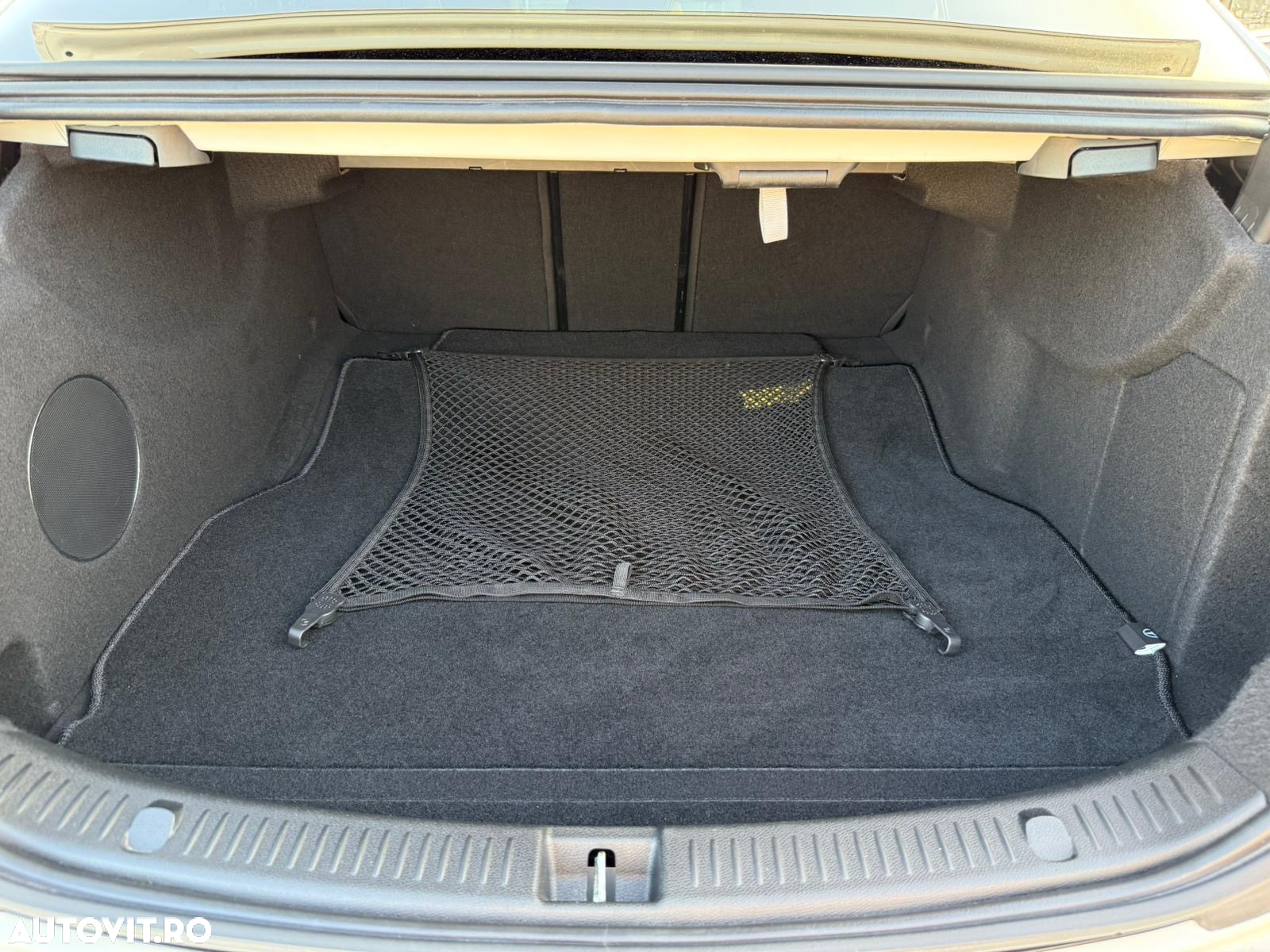 Mercedes-Benz E 400 d 4Matic 9G-TRONIC AMG Line - 30