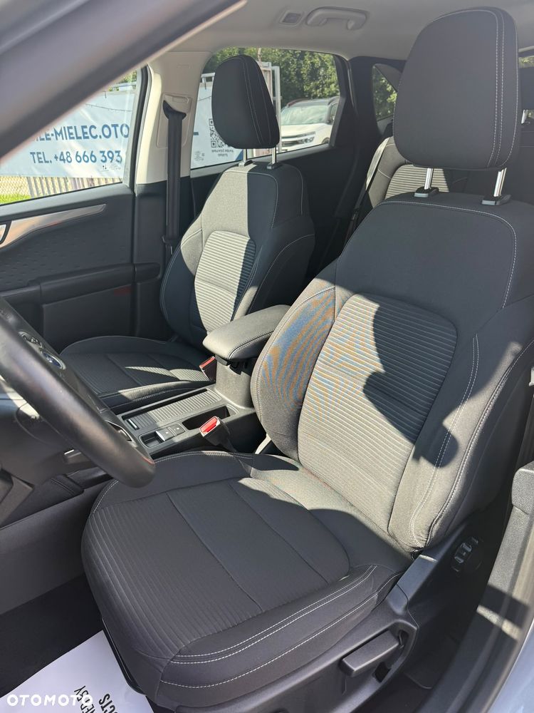 Ford Kuga 2.0 EcoBlue Hybrid TITANIUM - 11