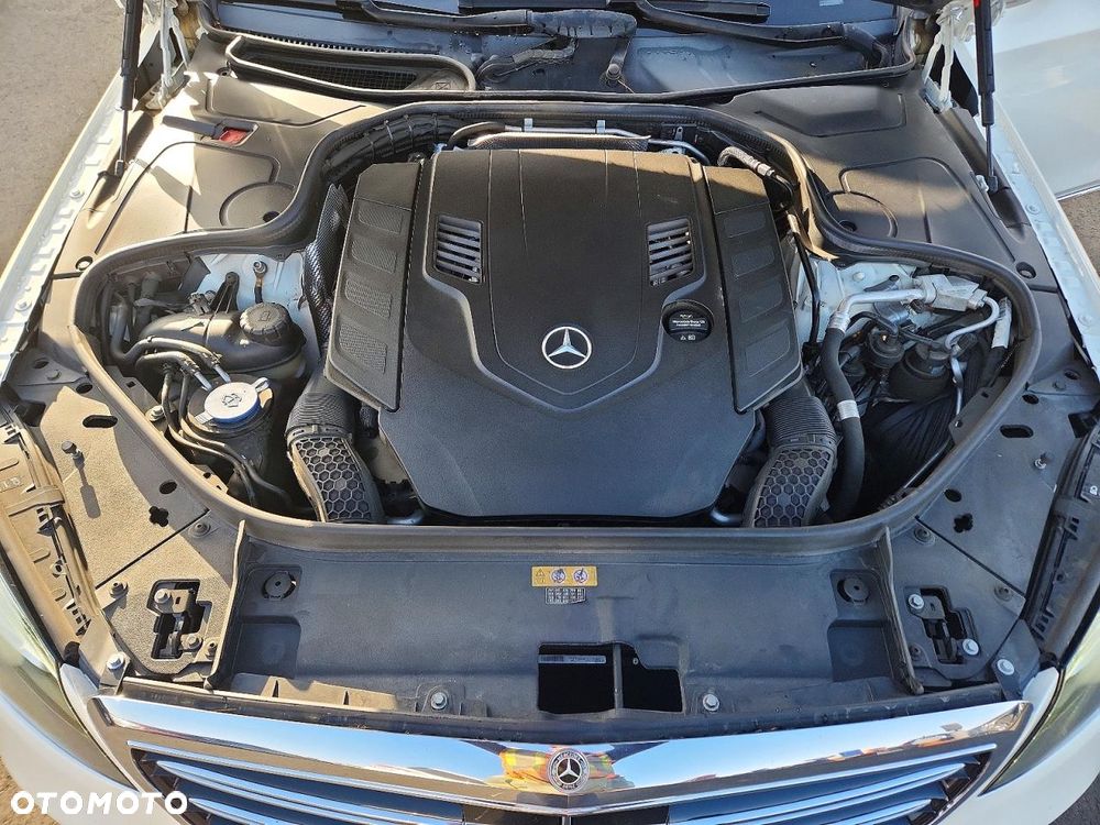 Mercedes-Benz Klasa S 560 9G-TRONIC - 12