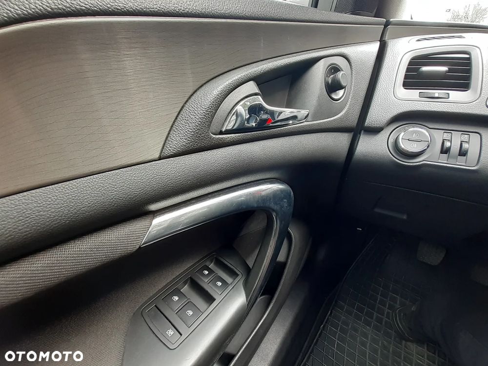 Opel Insignia 1.4 T Cosmo S&S - 15